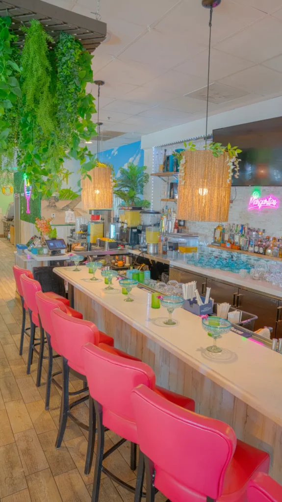 Margarita-island-restaurant-merritt-island-florida-bar-5