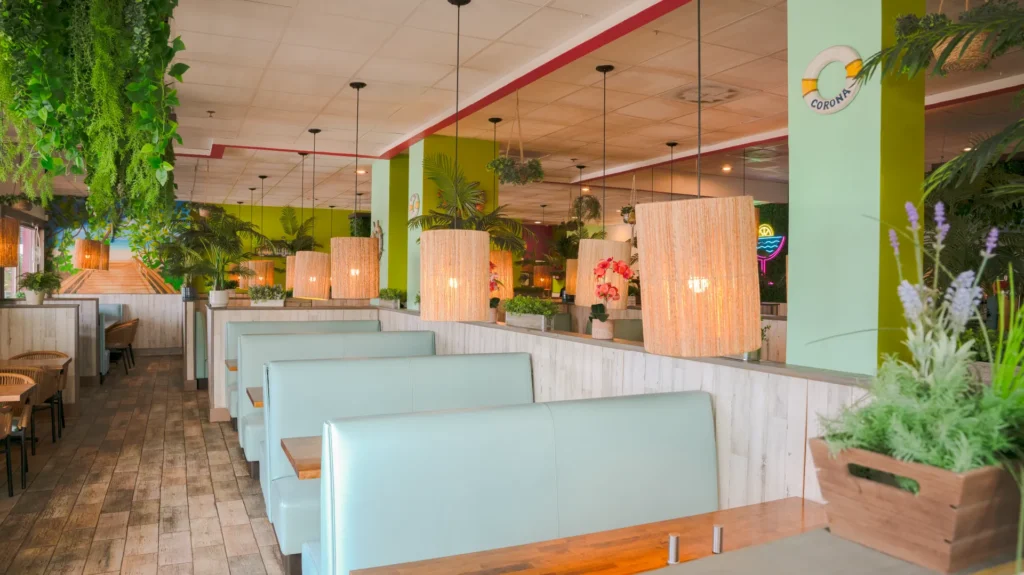 Margarita-island-restaurant-merritt-island-florida-padded-tables