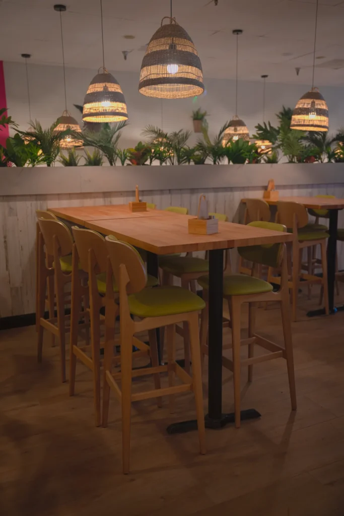 Minimalist-tables-Margarita-Island-New-Smyrna-Beach (3)