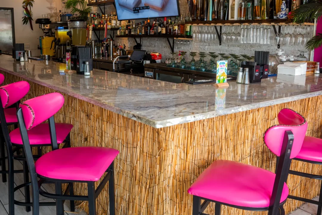 Margarita-island-restaurant-flagler-beach-florida-bar-2