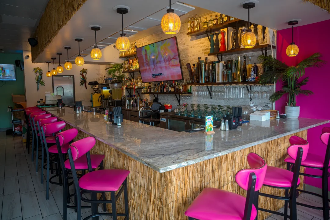 Margarita-island-restaurant-flagler-beach-florida-bar