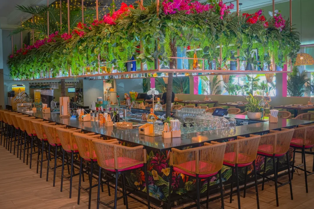 Margarita-island-restaurant-ormond-beach-florida-bar-restaurant
