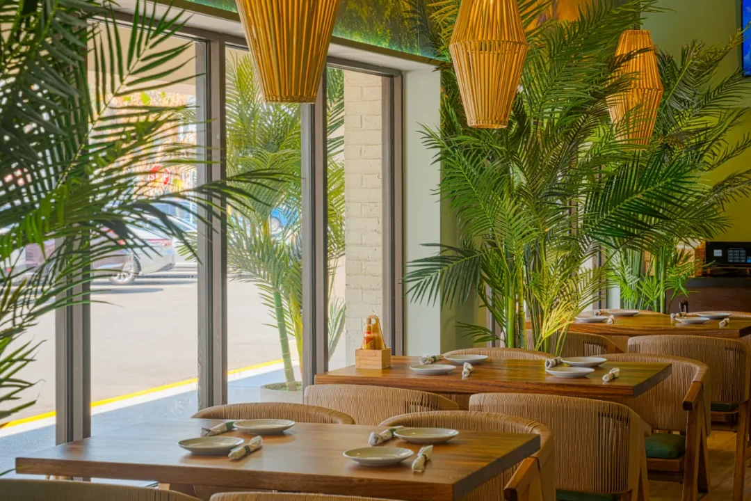 Margarita-island-restaurant-ormond-beach-florida-inside-tables