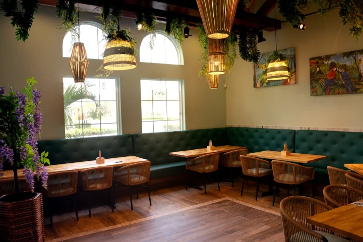 Margarita-island-restaurant-viera-florida-INTERIOR TRASERA