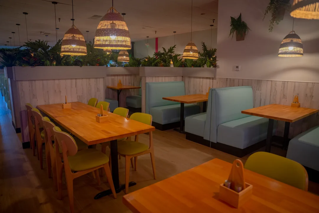 local-dinig-room-Margarita-Island-New-Smyrna-Beach