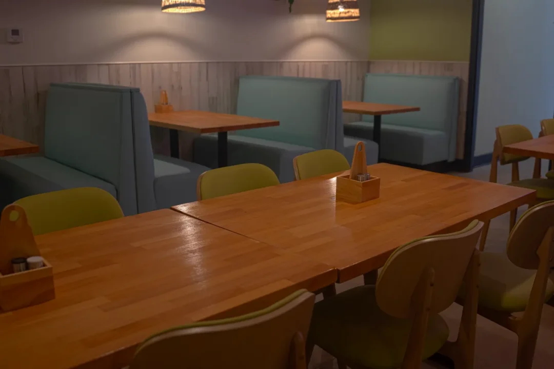 tables-Margarita-Island-New-Smyrna-Beach (2)
